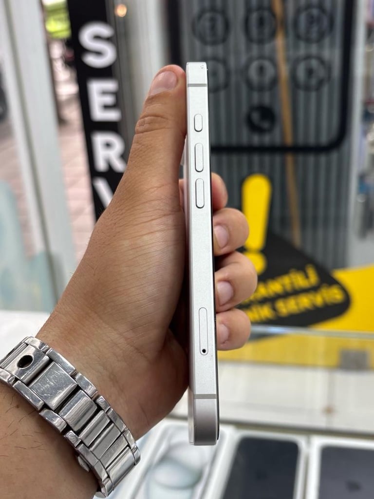 12 AY GARANTİLİ İPHONE 16E 128 PİL 94 - 7