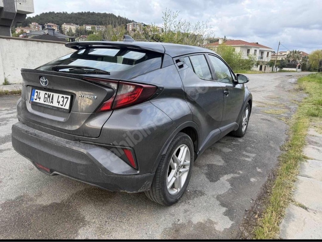Toyoto Chr - 4