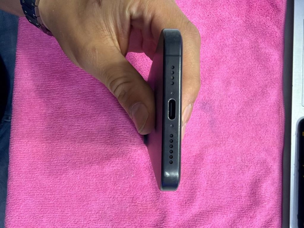 İPHONE 15 PRO MAX 256GB - 6