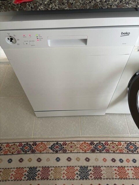 bulaşık makinesi Beko aktif kullanıyor