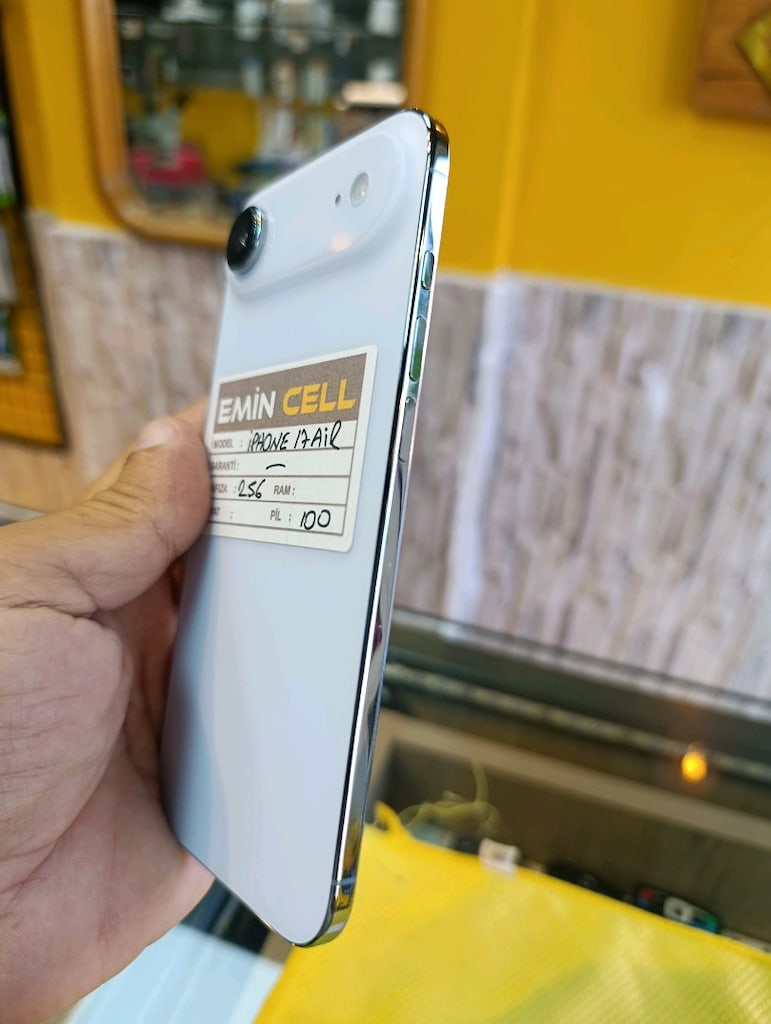 iPhone 17 AİR YD 256 GB - 3
