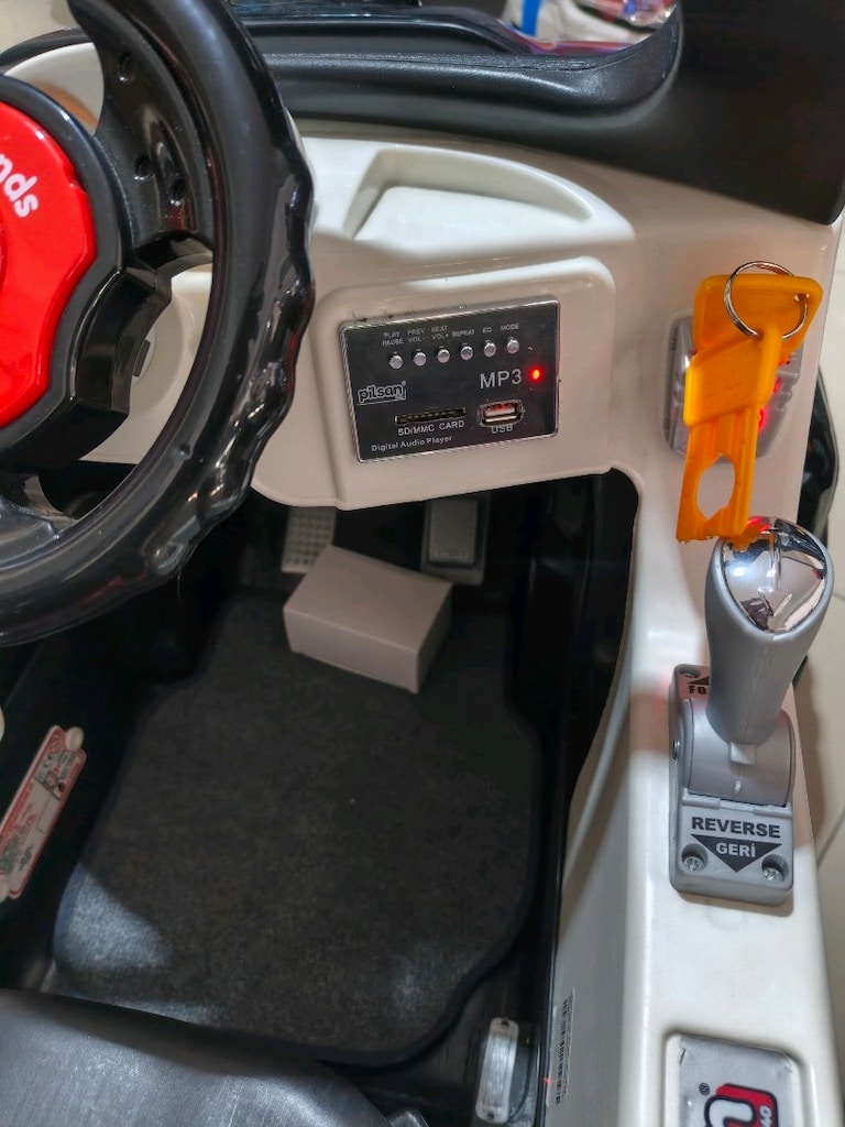 (AnkaCar çocuk oto galeri)2 MOTOR TURBO GÜÇLÜ KUMANDALI AKÜLÜ ARABA - 10