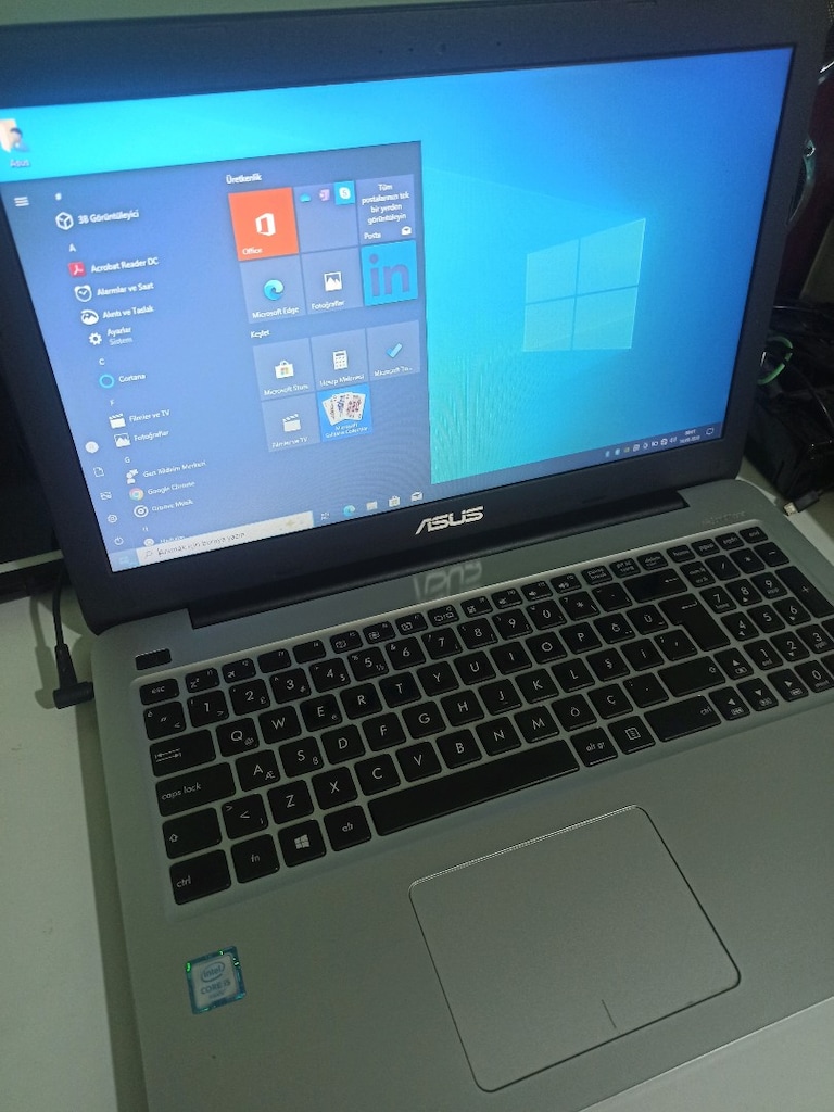 Asus İ5 Laptop - 5