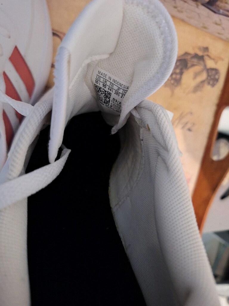 44 numara orijinal Adidas spor ayakkabı - 2
