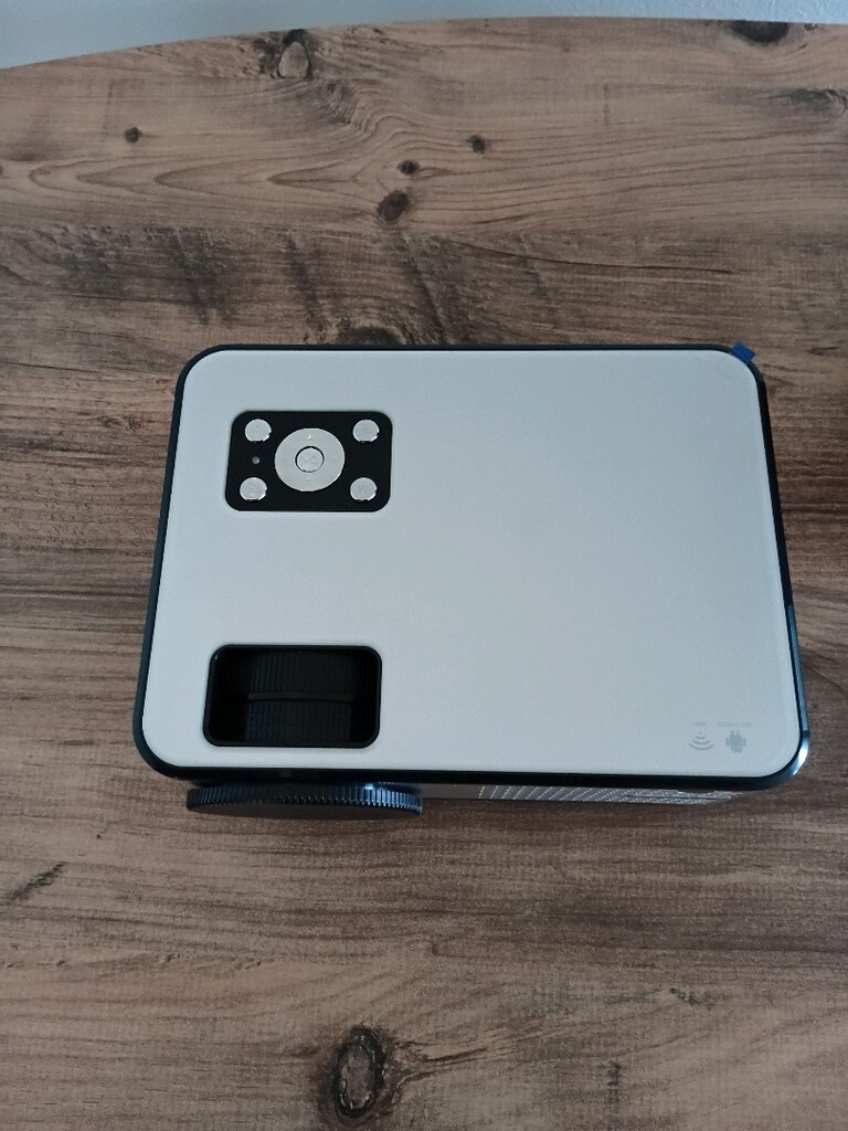 cheerlux Led HD projector - 2