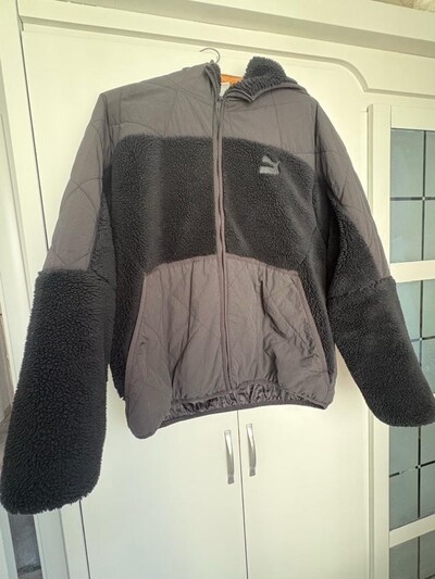 puma oversize mont