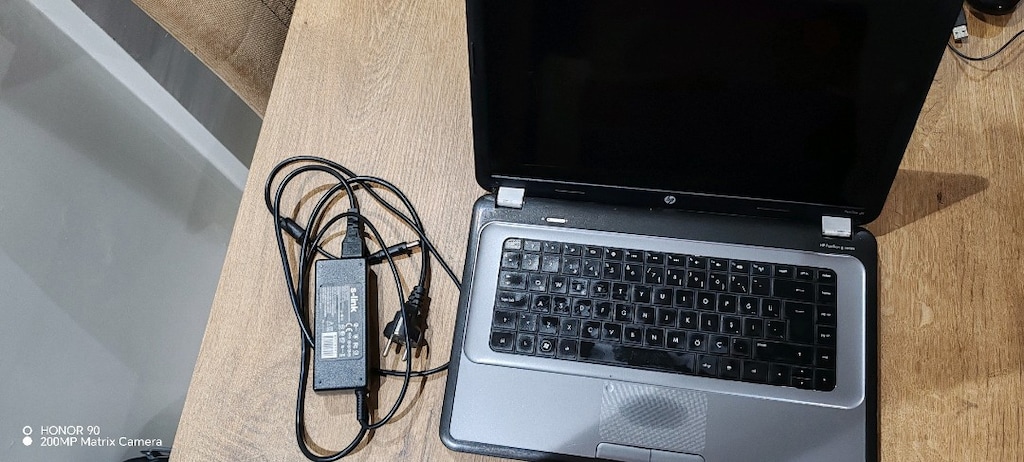 Hp laptop - 2