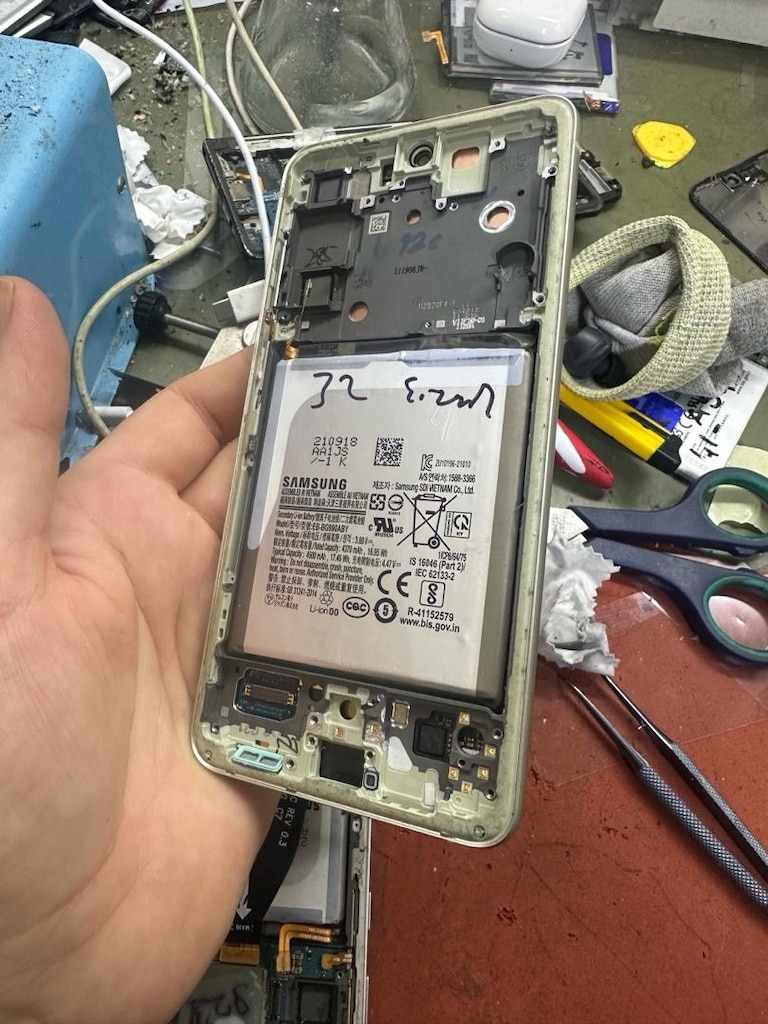 Samsung s21 FE orijinal çizgili ekran - 5