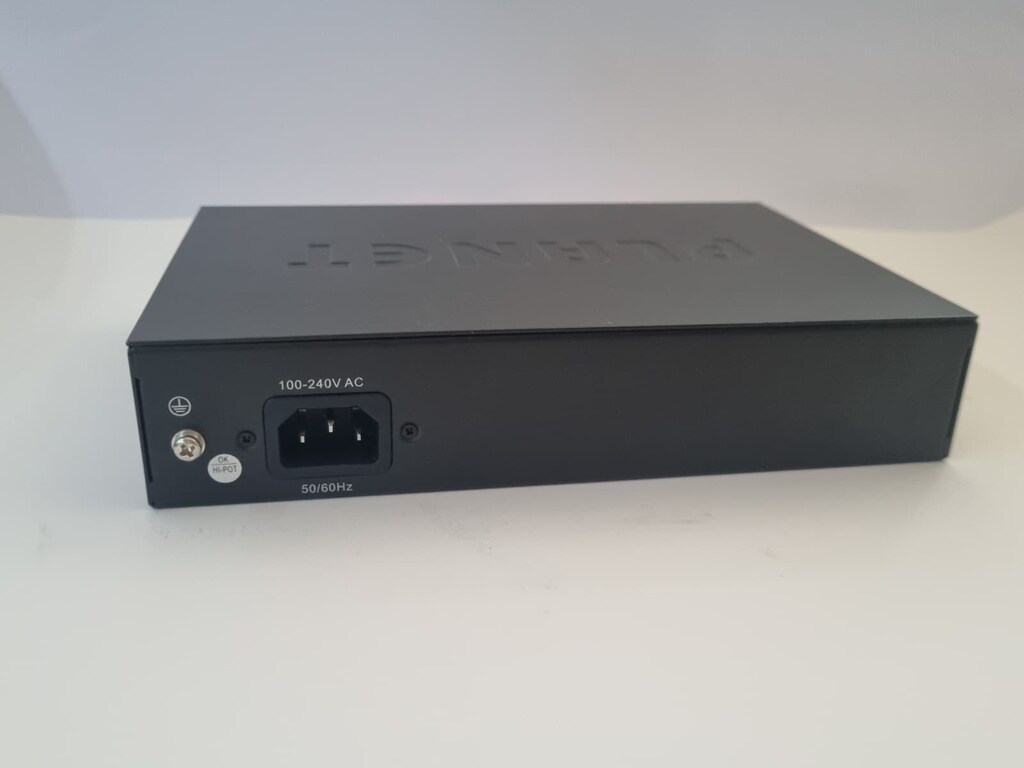 PLANET FGSD-1011HP 8 Port PoE+ Gigabit SFP Switch - 3