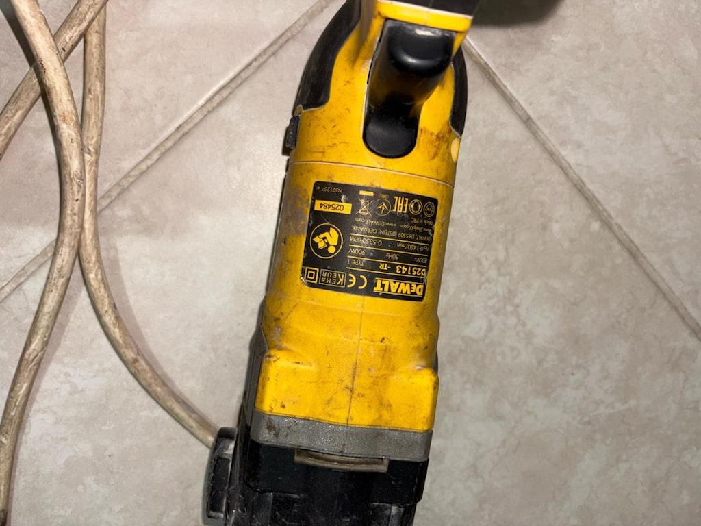 DEWALT KIRICI DELİCİ MATKAP (SDS-PLUS) KUTULU SET - 6