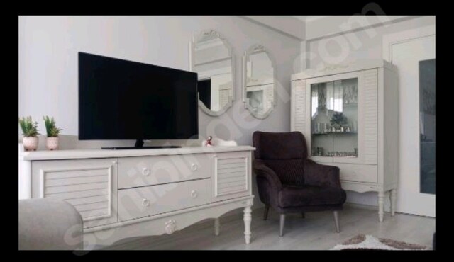 İSTİKBAL Krem / Fildişi Renk Temiz SALON ve YEMEK ODASI Takımı Komple
