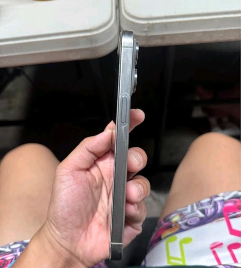İLK SAHİBİNDEN İPhone 15 PRO MAX - 3