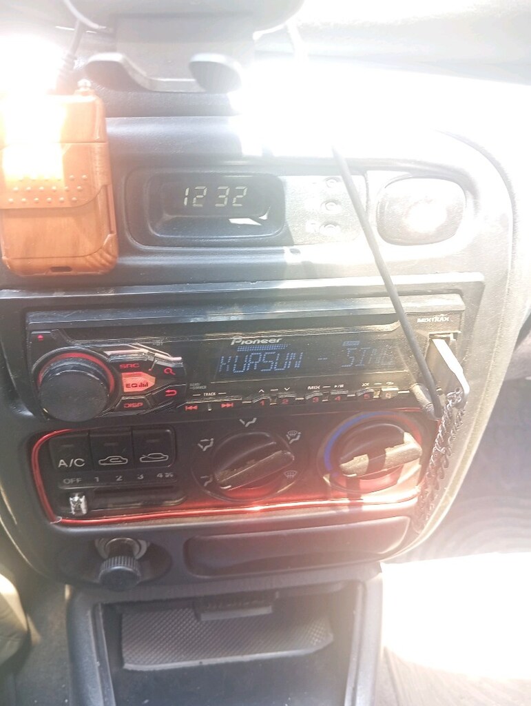 pioneer deh-x1850ub teyp - 2