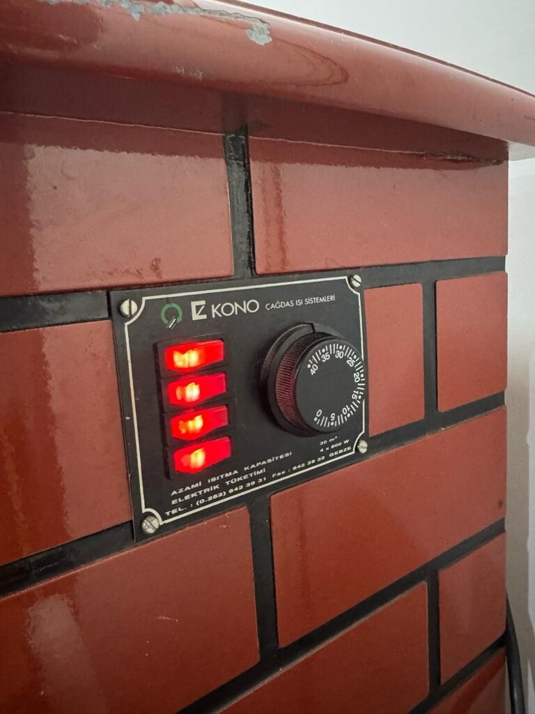 Kono Elektrikli Infrared Isıtıcı – Tuğla Desenli Kabinli - 3