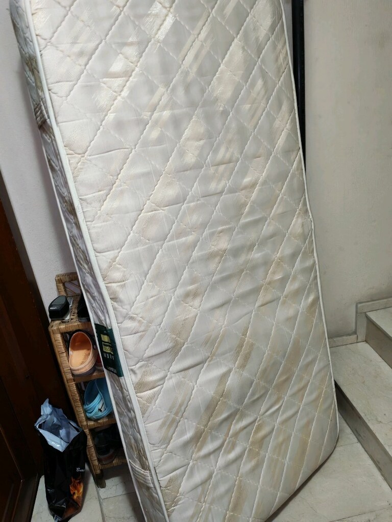 Tek kişilik yatak 90x190cm Temiz sorunsuz yatak Yer Buca - 6