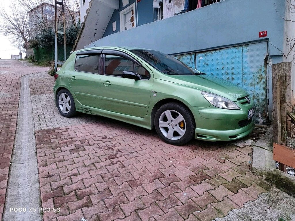 Peugeot 307 1.6 TeknoPlus - 2
