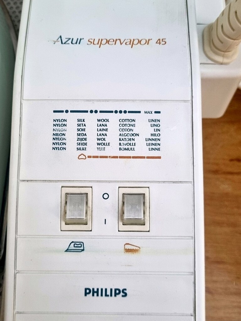 Philips {Supervapor hazneli buharlı ütü} - 4