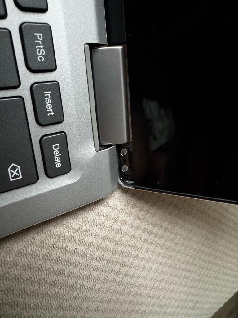 Lenovo Yoga 720 - 2