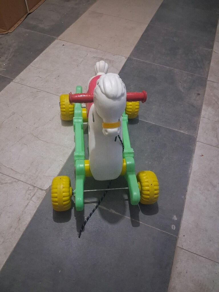 sallanır ve yürüyen at - 3