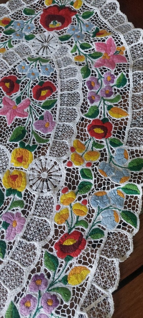 AVRUPA NAKIS BOBIN DANTELI VİNTAGE ÖRTÜ 82/47CM SİFİR SANDİKTAN - 8