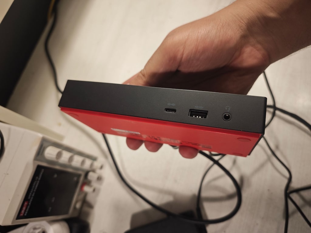 THİNKPAD Universal Type C dock 40AY Model - 6
