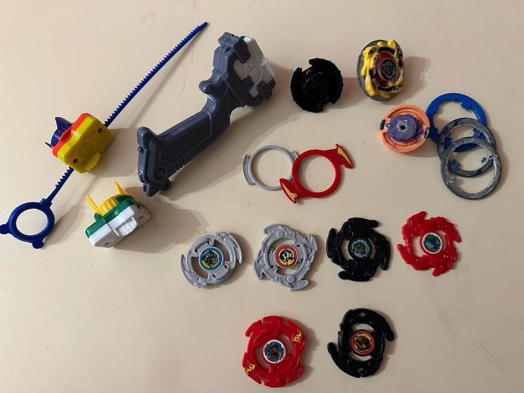 Pokemon TASO Kart Dino Digimon Beyblade Mortal Kombat Street Fighter - 19