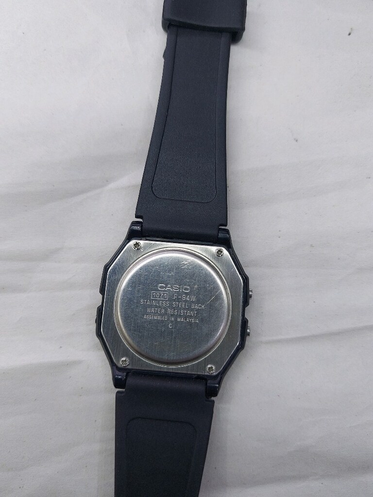 casio f 94 w - 2