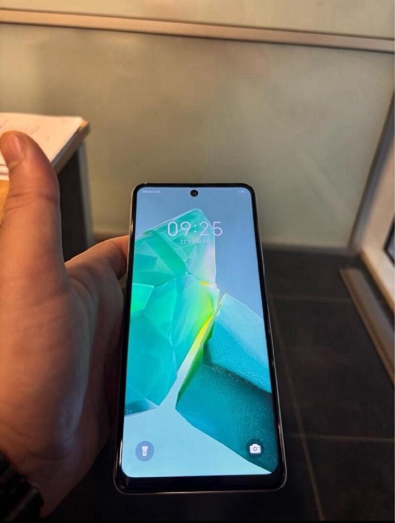 *Acil* İnfinix hot 30 ( iphone modeleriyle takas ) - 2