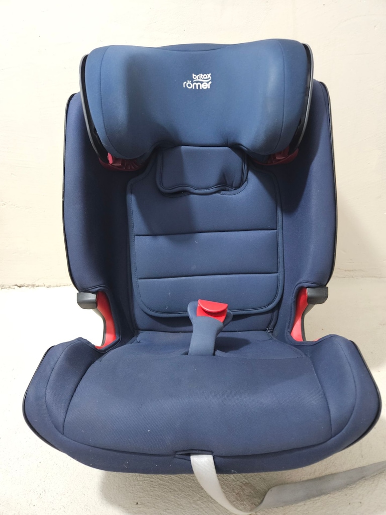 Britax Römer Advansafix IV R Çocuk Oto Koltuğu 9-36 Kg - 2