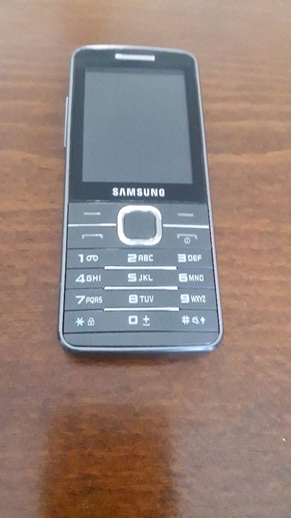Samsung tuşlu telefon 3 ay kullandım