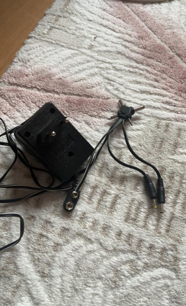 kademeli adaptör 1.5 volt 12 volt - 2