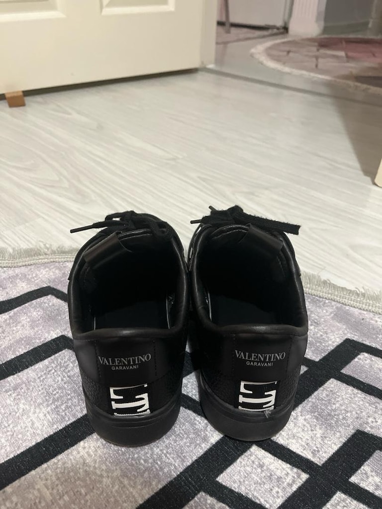 valentino erkek - 2