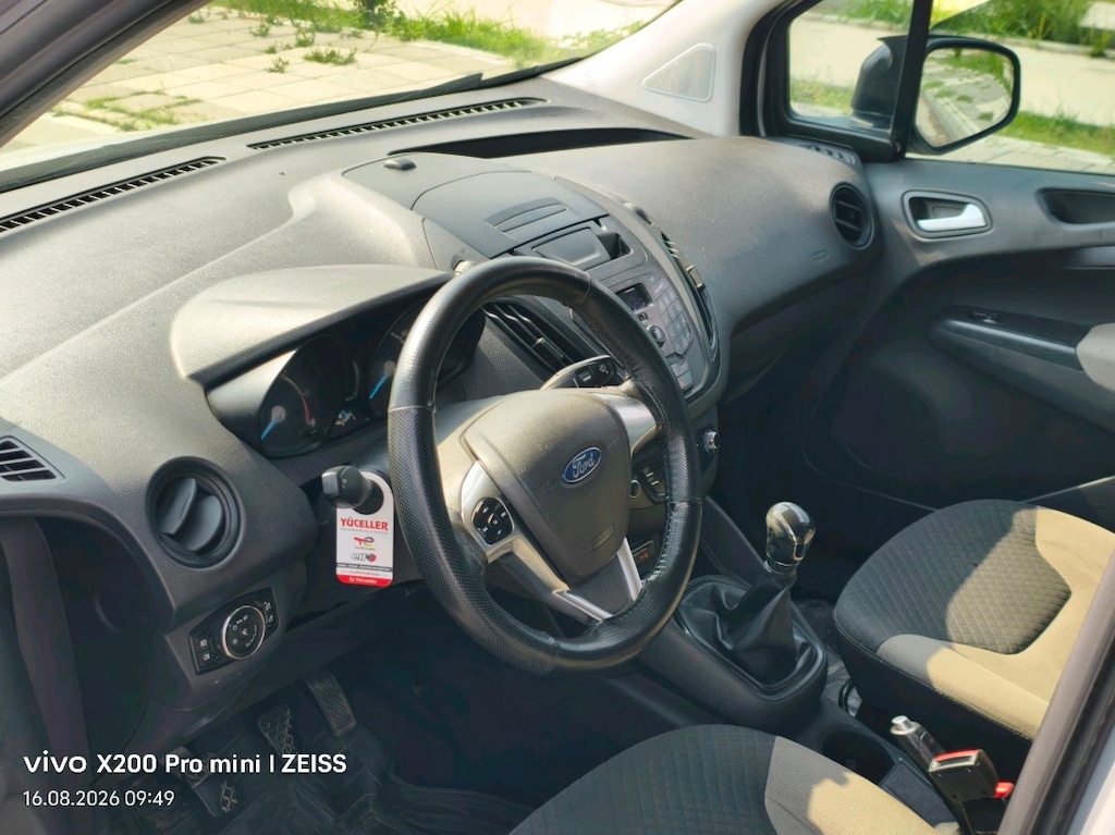 Ford Courier 1.5TDCİ - 8