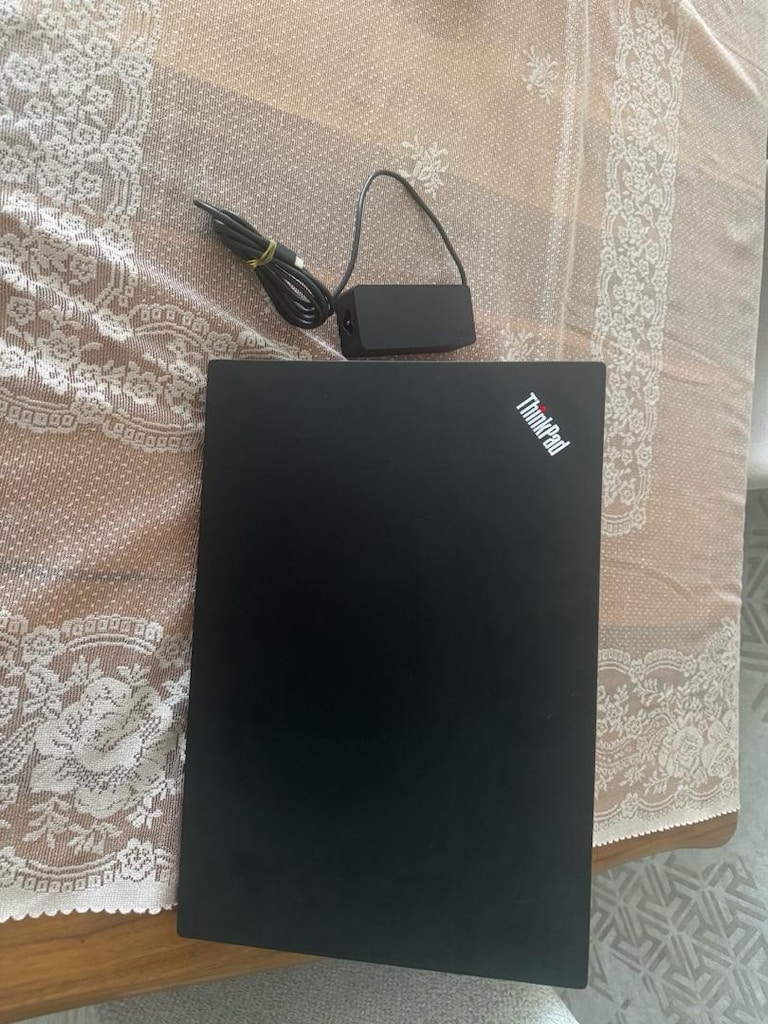 Lenovo R5 3000 seri 8/256 - 8