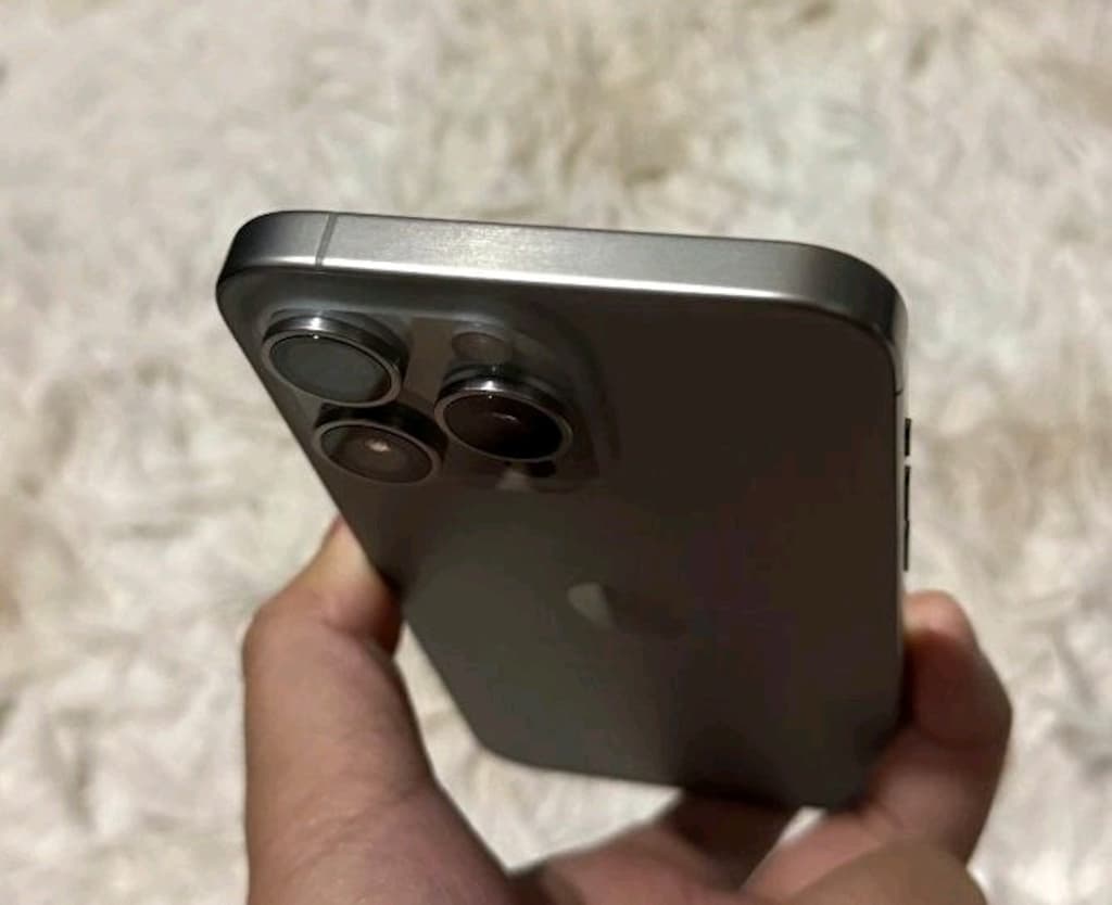 İlk Sahibinden İPhone 15 Promax - 3