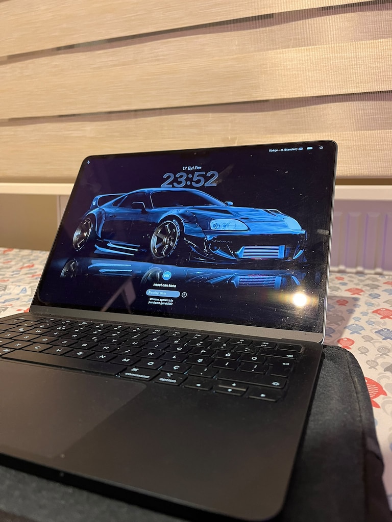 macbook m2 16/256gb - 2