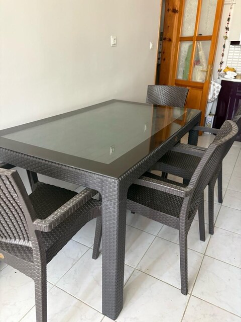 6 kişilik balkon/bahçe masa takımı