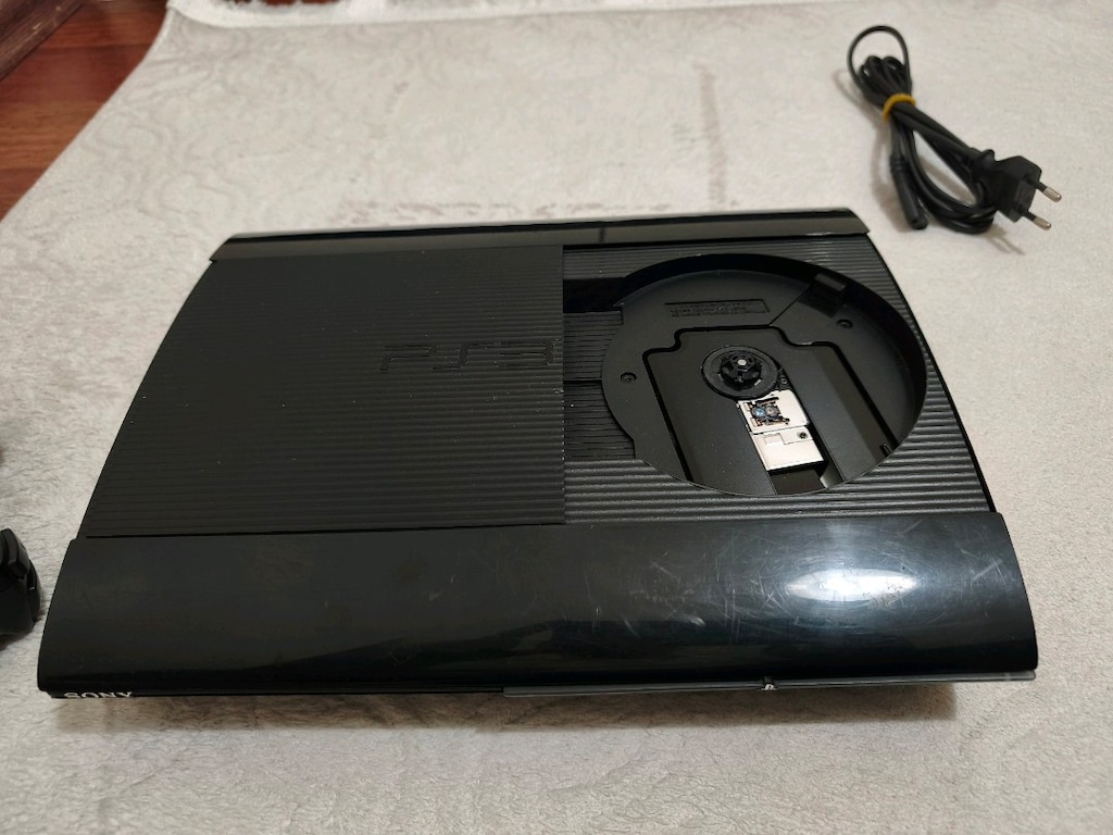 Ps 3 süper slim..500 gb ..Full oyun - 2
