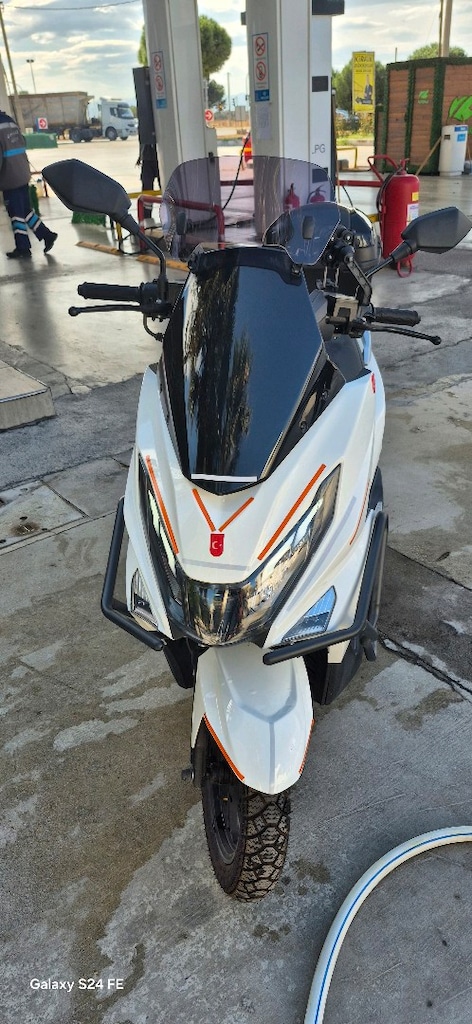 mondial fuzion 125 cc scooter - 2