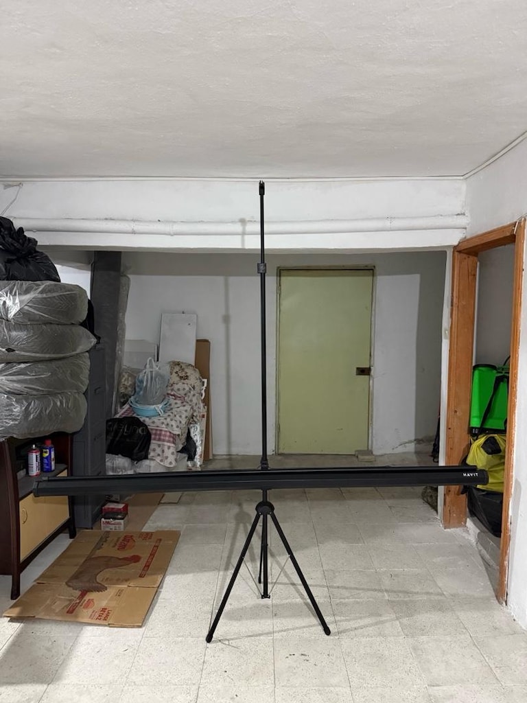 HAVIT PS84 TAŞINABİLİR AYAKLI PROJEKSİYON PERDESİ 84 İNÇ - 3