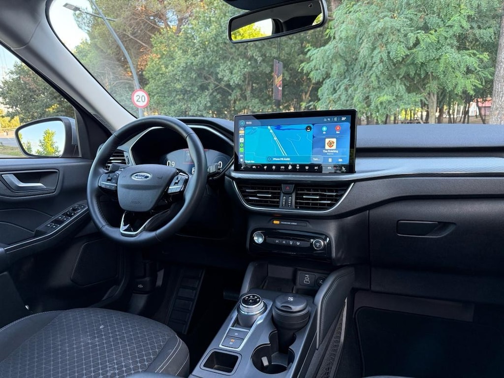 2025 model Ford Kuga 1.5 EcoBoost Titanium - 7