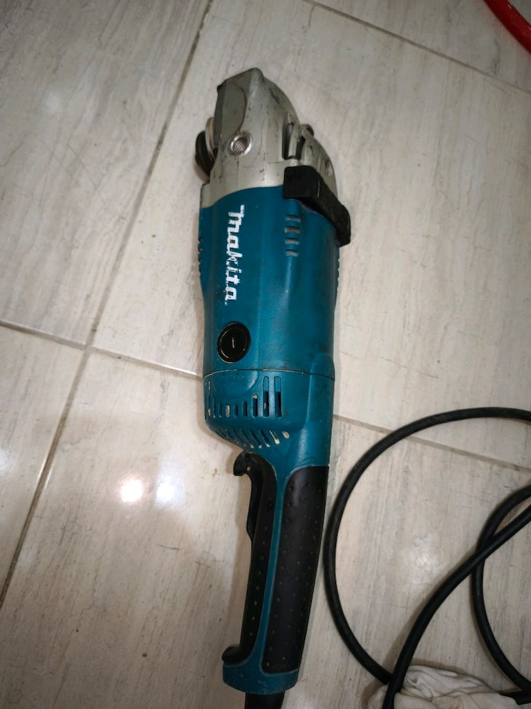 Orjinal Az kullanılmış büyük boy makita sprel - 4