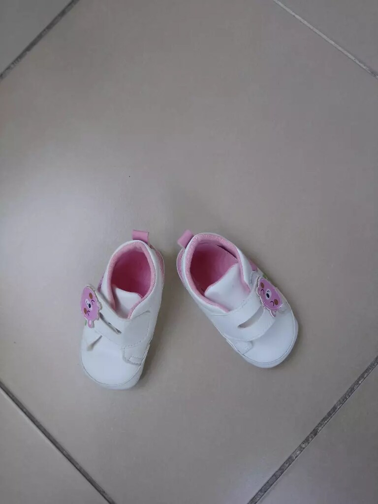 BEBEK PATİK AYAKKABI