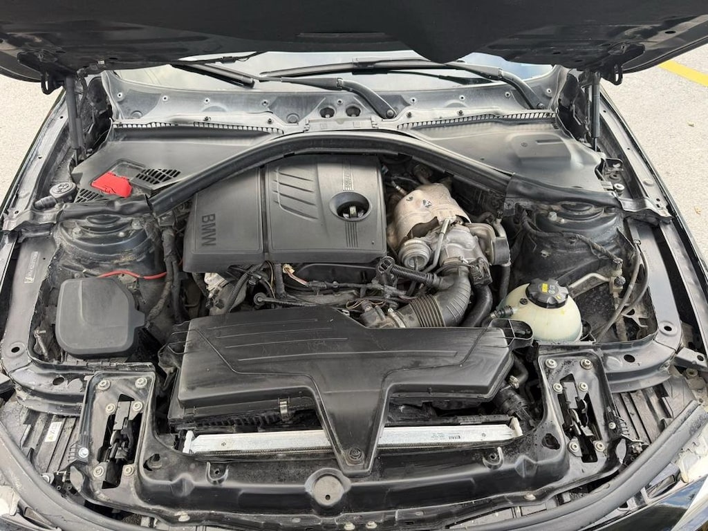 BMW 320i - 20