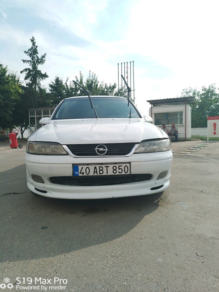 Opel Vectra - 19