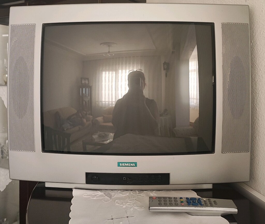 Siemens 51 ekran uzaktan kumandalı tüplü tv - 5