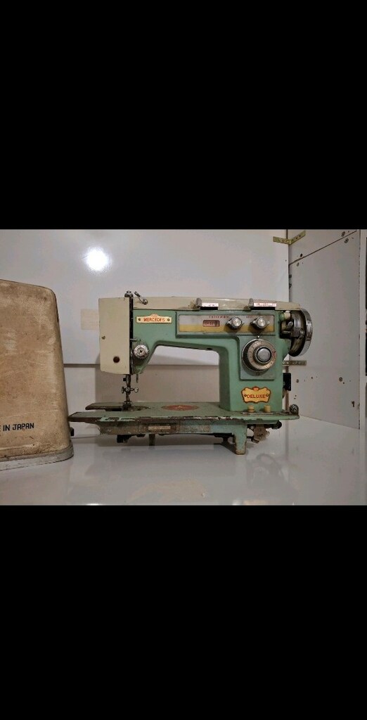 Mercedes Dikiş Makinası - 2