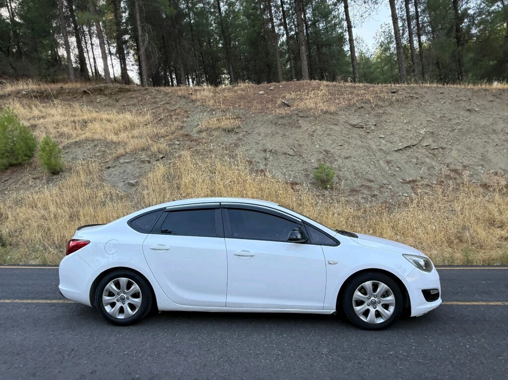 Opel Astra - 6