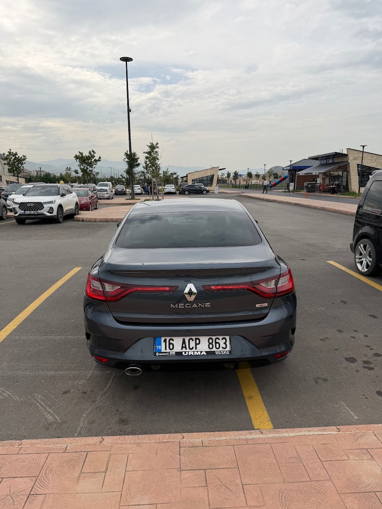2017 RENAULT MEGANE 1.5 DCI ICON PAKET 150.000KM OTOMATİK - 2