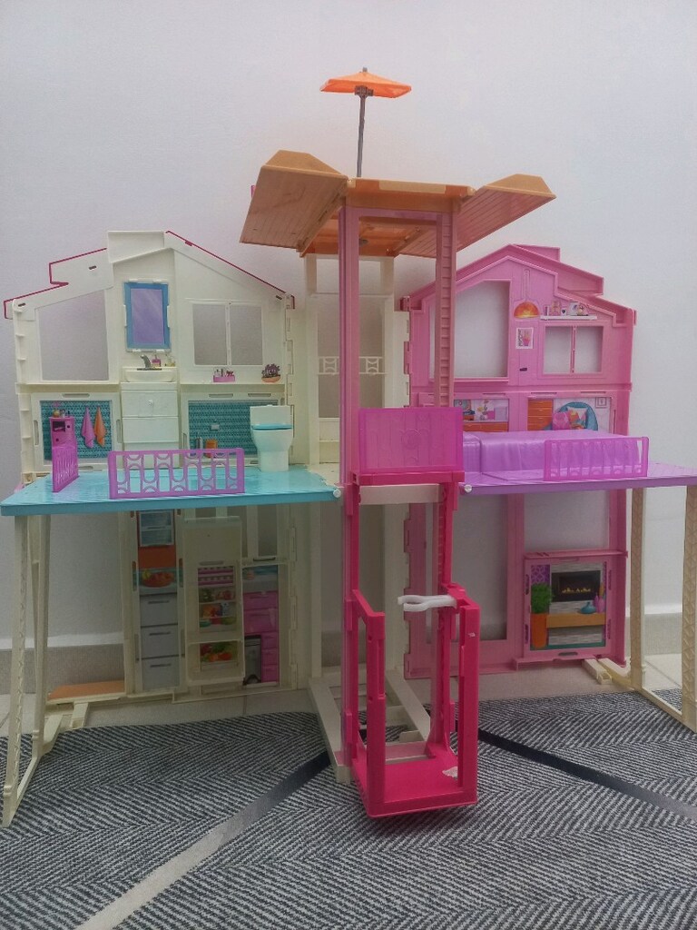 BARBIE EV - 2